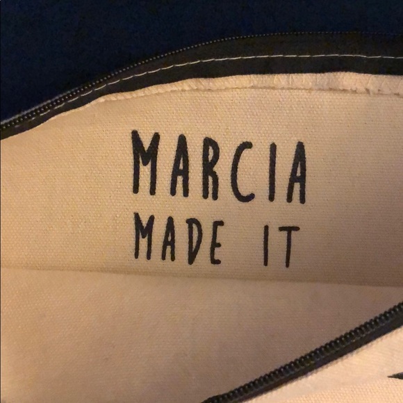 I Left My Louis on the Jet Pouch - Picture 3 of 3